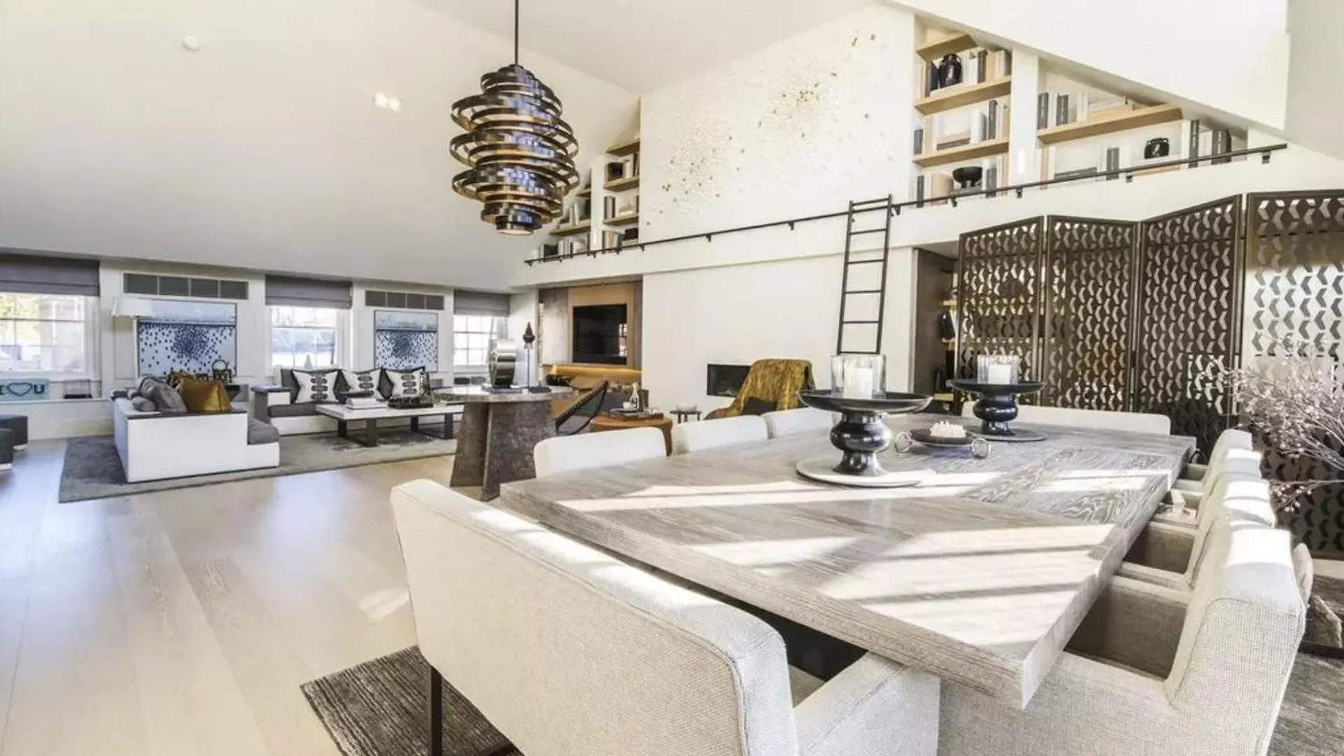 Ferienwohnung Penthouse With A View London