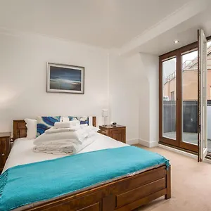  Ferienhaus 5, 48 Bishopsgate By Living