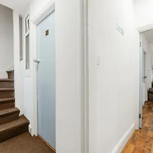  Pensjonat Upton Park Bedrooms 25 Min To