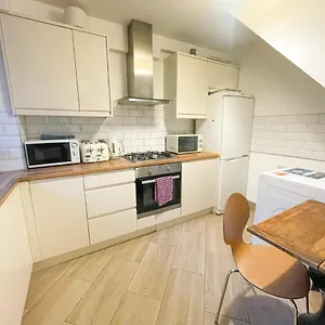 Сasa de vacaciones Flat 4, Kingsbury House, Londres