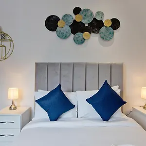  Apartment Imperial Liverpool Street