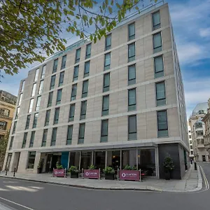 Hotel Clayton, Londýn